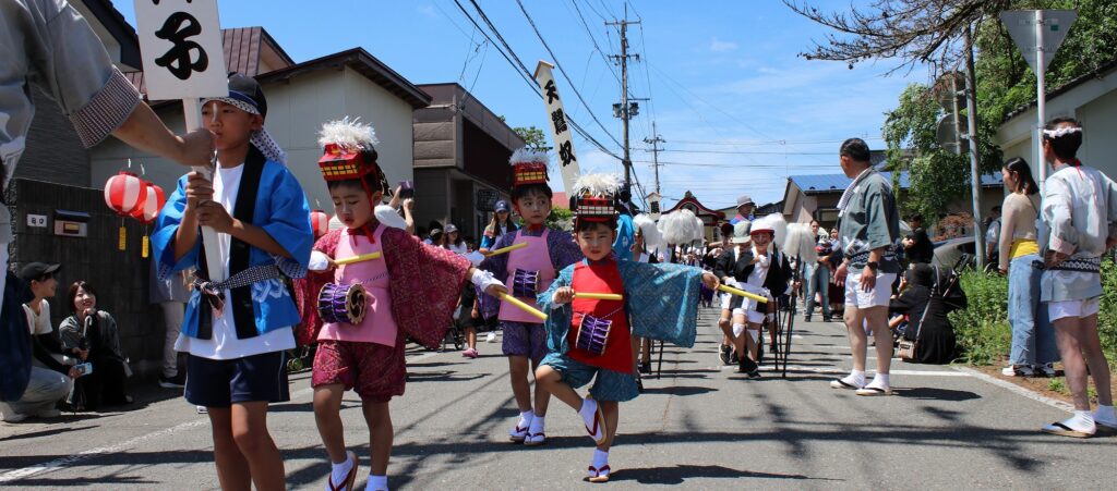 第45回旧藩祭（2026年）が７月11日、由利本荘市の岩城亀田町内で開かれます。旧亀田藩の時代を偲ばせるお祭りです。